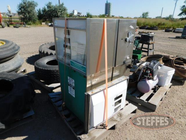 (2) old gas station fuel pumps,_1.JPG